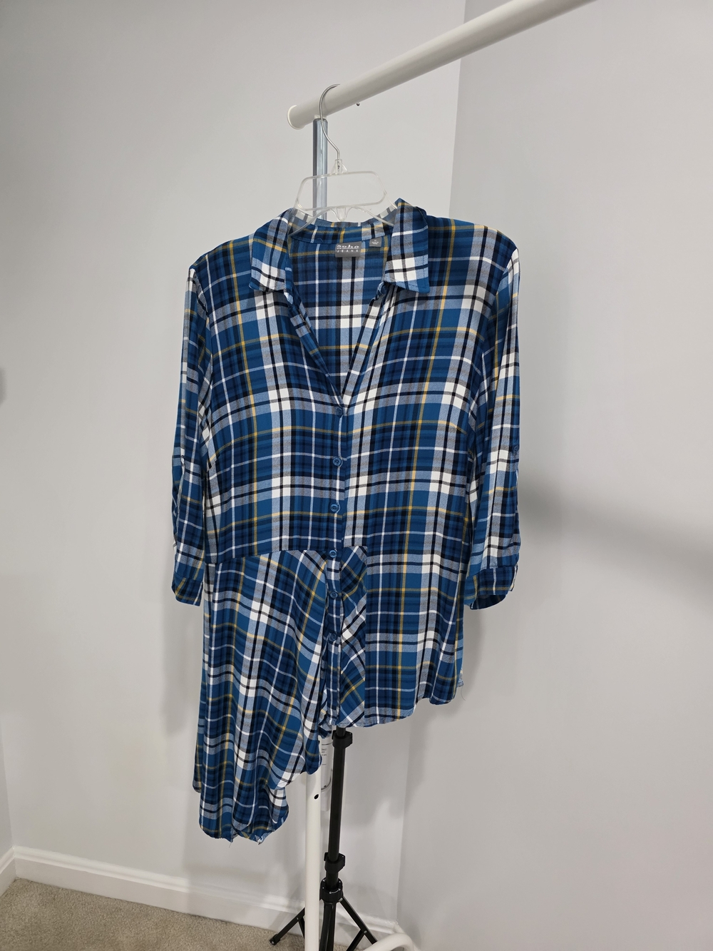 New York & Company Blue Plaid Button-Down Shirt M